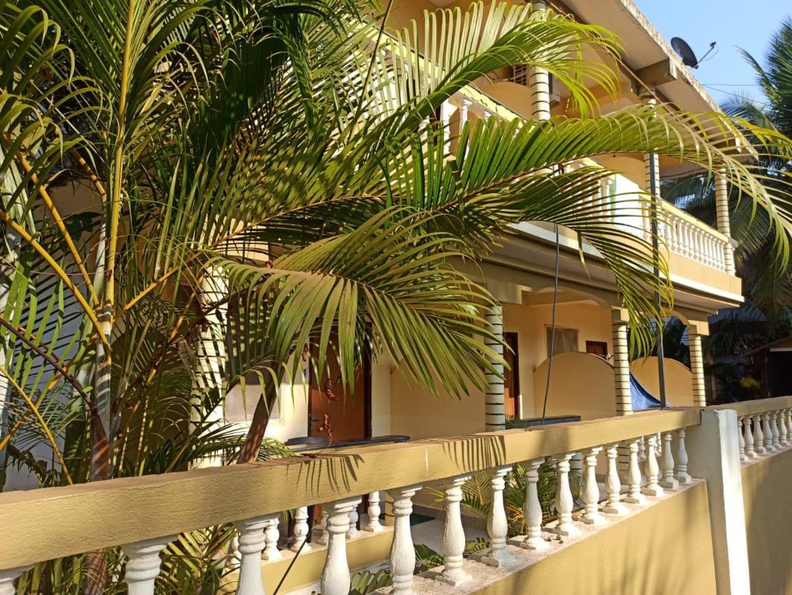פאלולם Regina Residency Inn מראה חיצוני תמונה