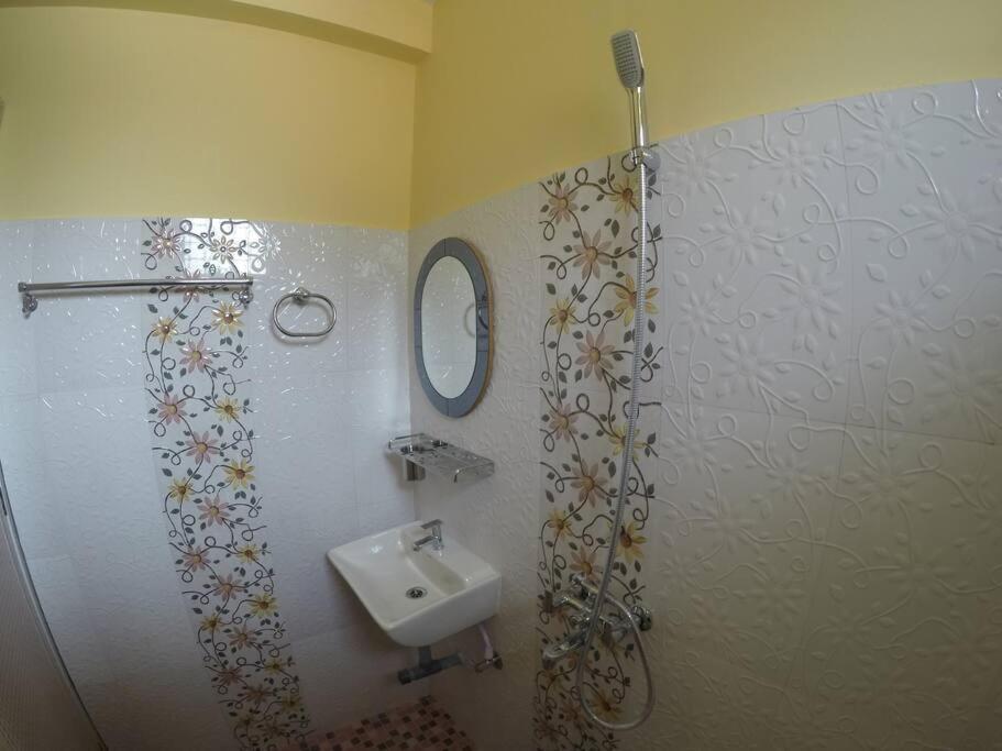 פאלולם Regina Residency Inn מראה חיצוני תמונה